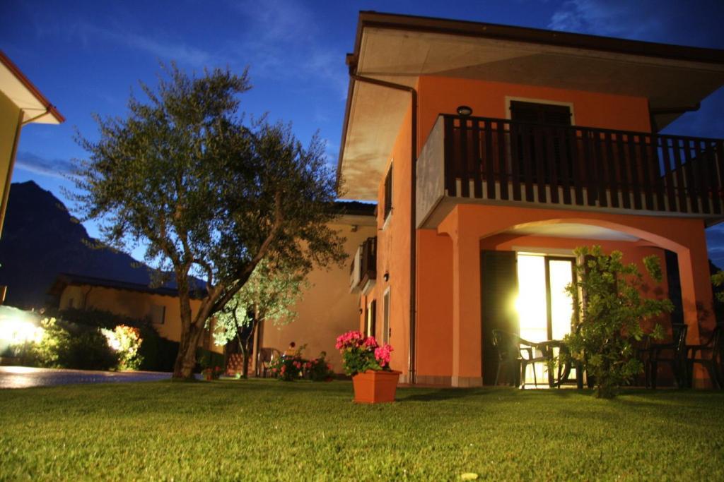 Casa Martinelli Apartment Torbole Sul Garda Ngoại thất bức ảnh