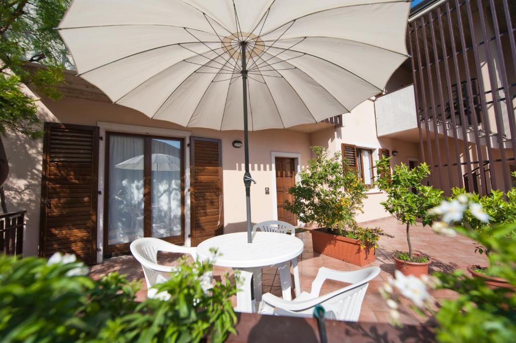 Casa Martinelli Apartment Torbole Sul Garda Ngoại thất bức ảnh